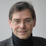 Dr Andreas Heinz